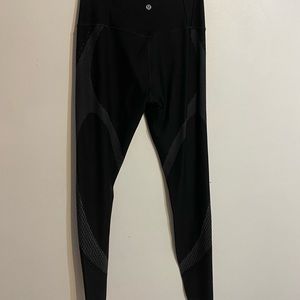 Lululemon size 10 pants